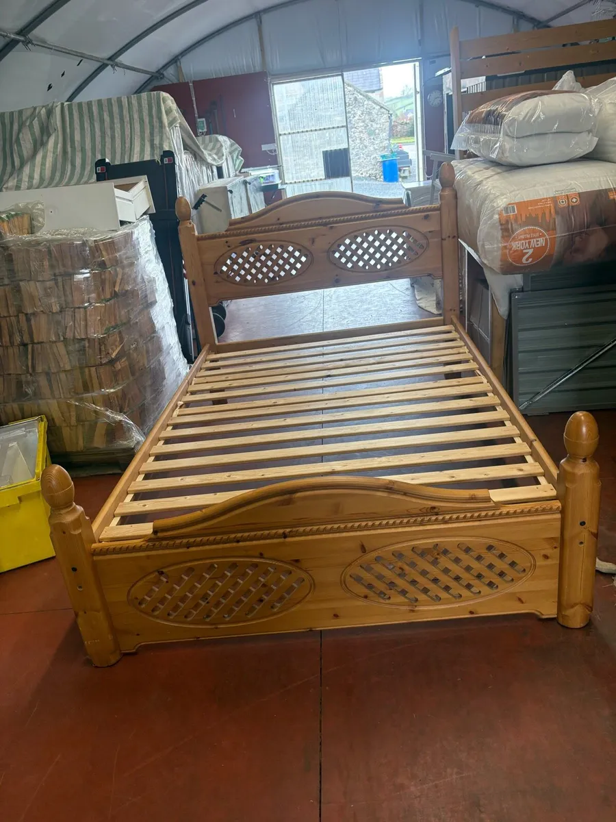 Double bed frame - Image 1