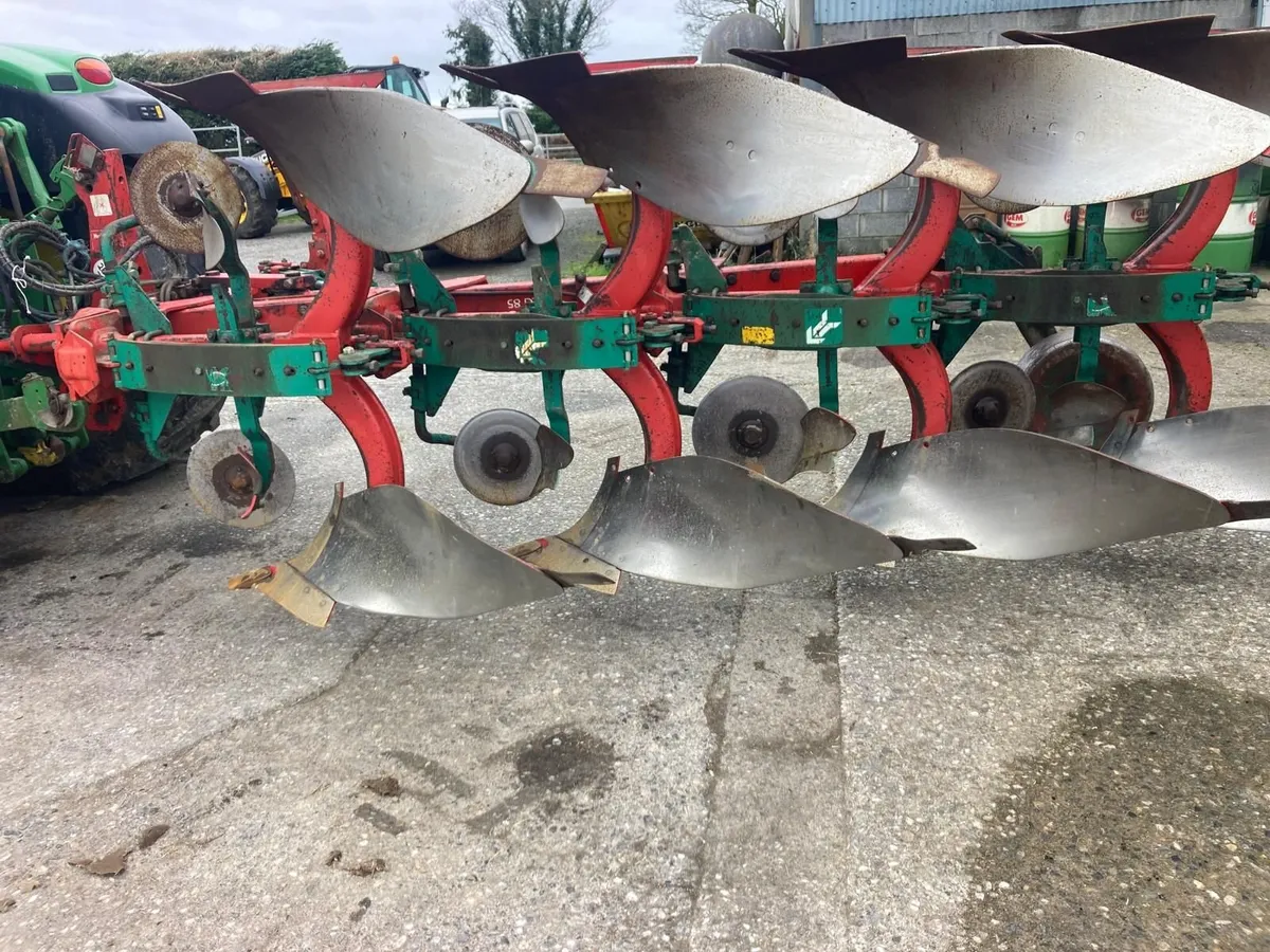 Kv plough 4 Furrow - Image 4