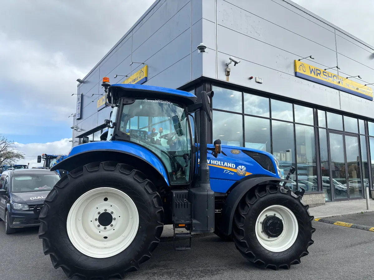 New Holland T7.210 Power Command-2465hrs - Image 3
