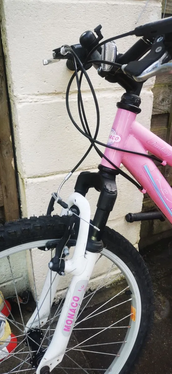 Girls bike - Image 2
