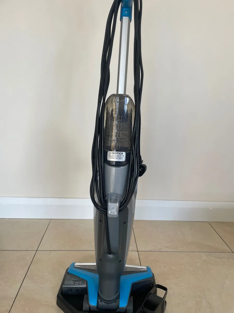 Floor vacuum cleaner - Image 4