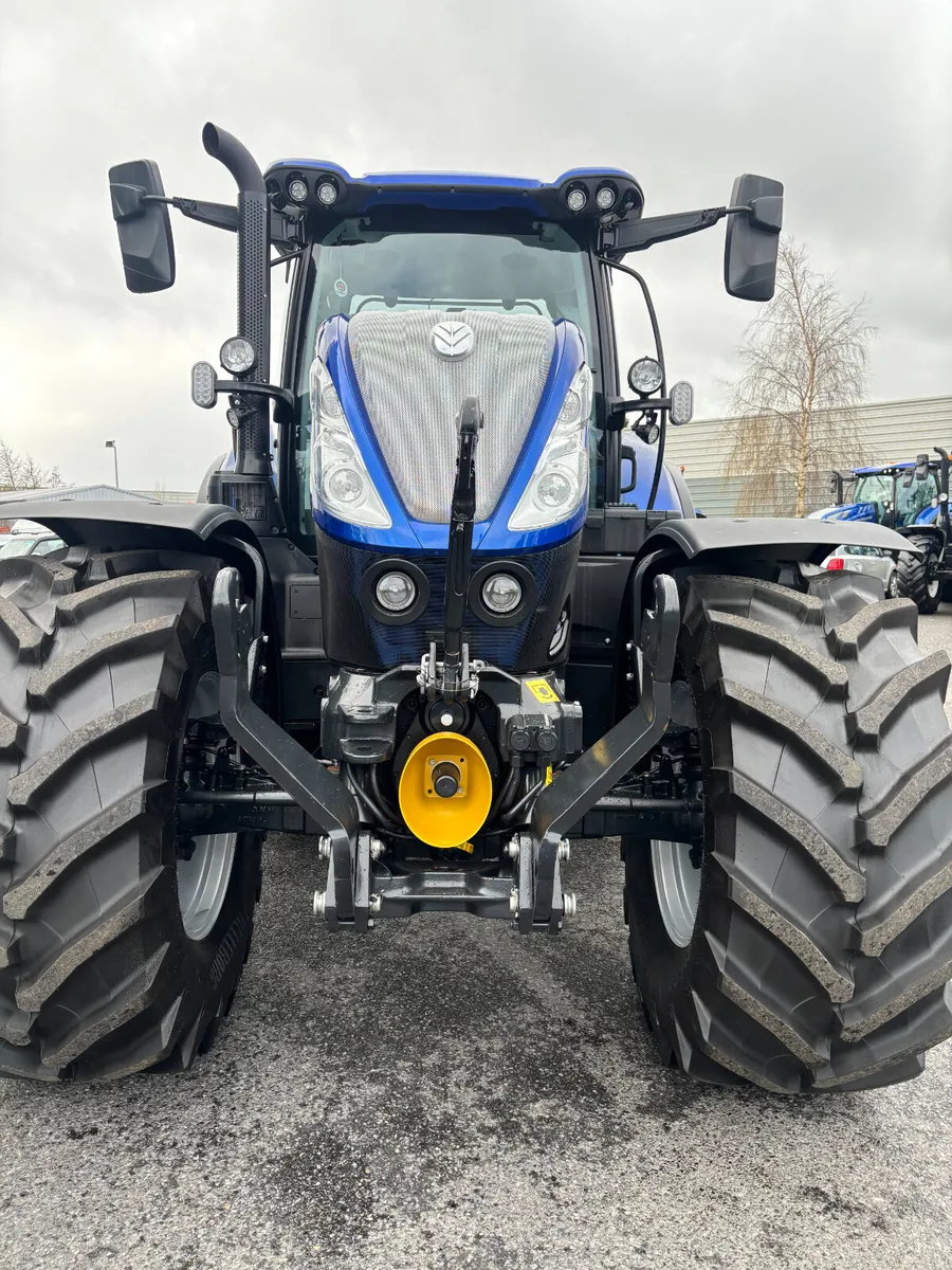 New Holland T7.225 Blue Power-270hrs - Image 2
