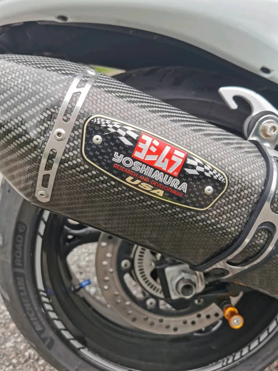 Motor cycle - Image 4