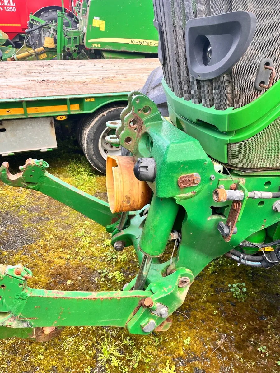 John Deere 6210R - Image 2