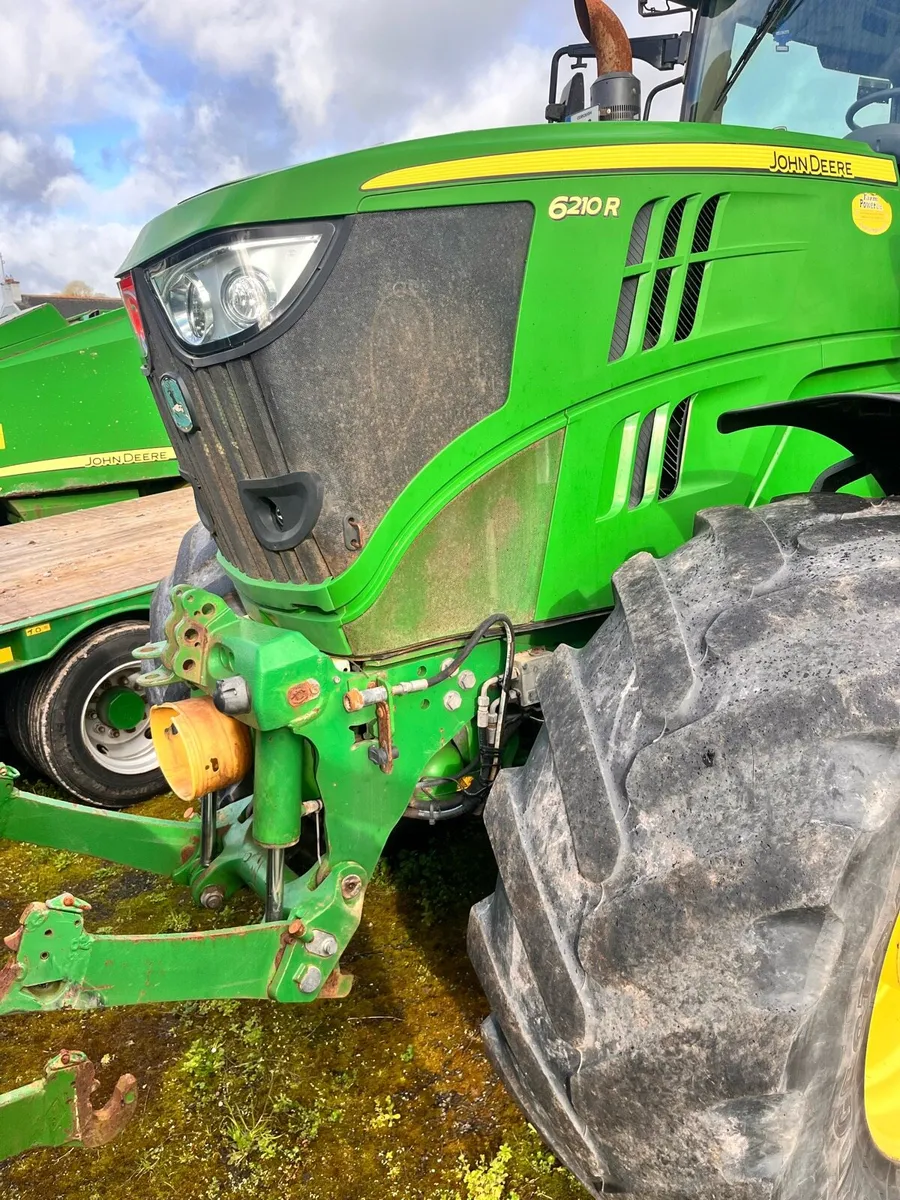 John Deere 6210R - Image 4