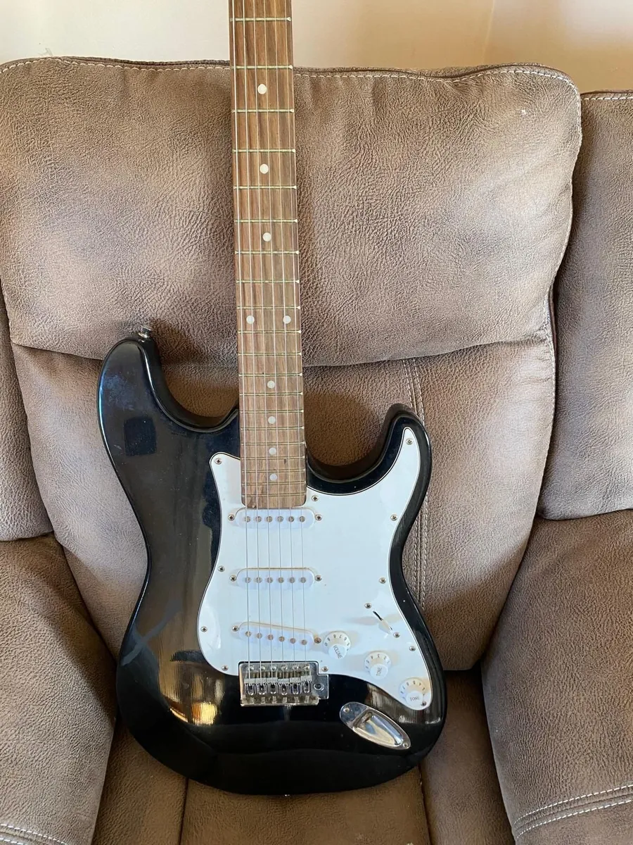 guitars - Image 1
