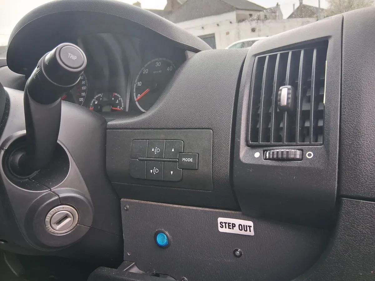 Peugeot Boxer 2013 - Image 2