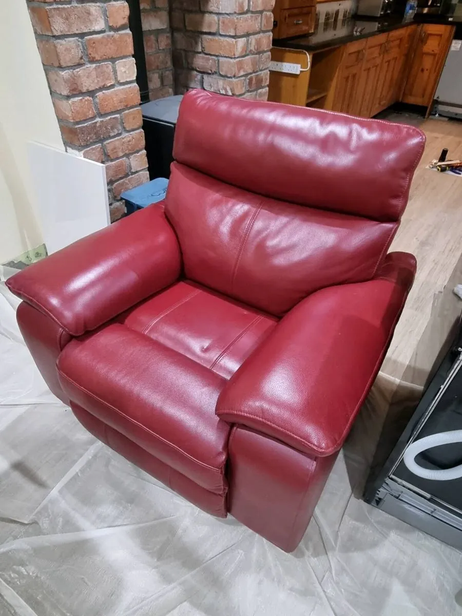 Recliner Armchair - Image 3