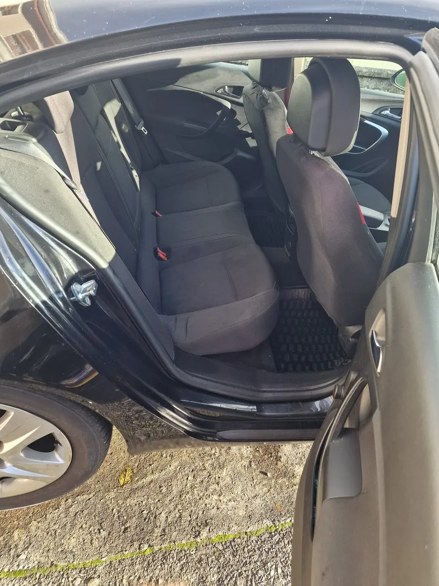 2011 Vauxhall Insignia 2.0 Diesel - Image 4