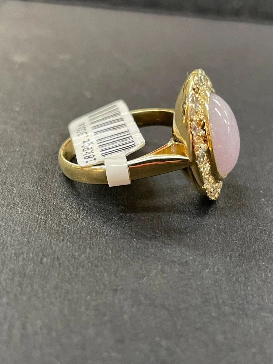 18k gold rose quartz ring with diamonds. - Image 4
