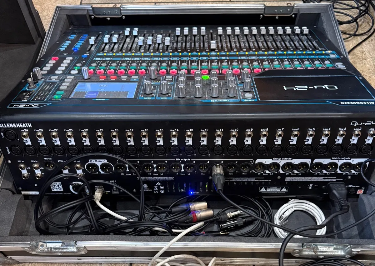 Allen & Heath QU24 - Image 1