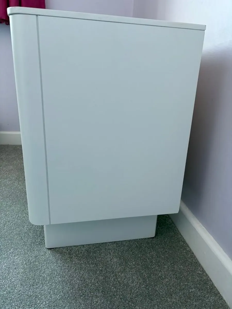 Bedside locker - Image 4