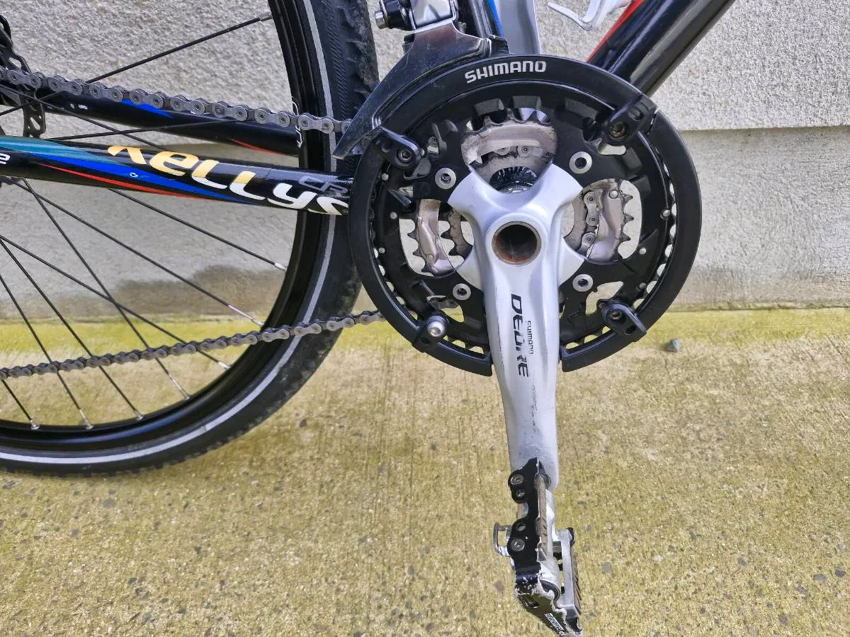 Hybrid Bicycle - Image 4