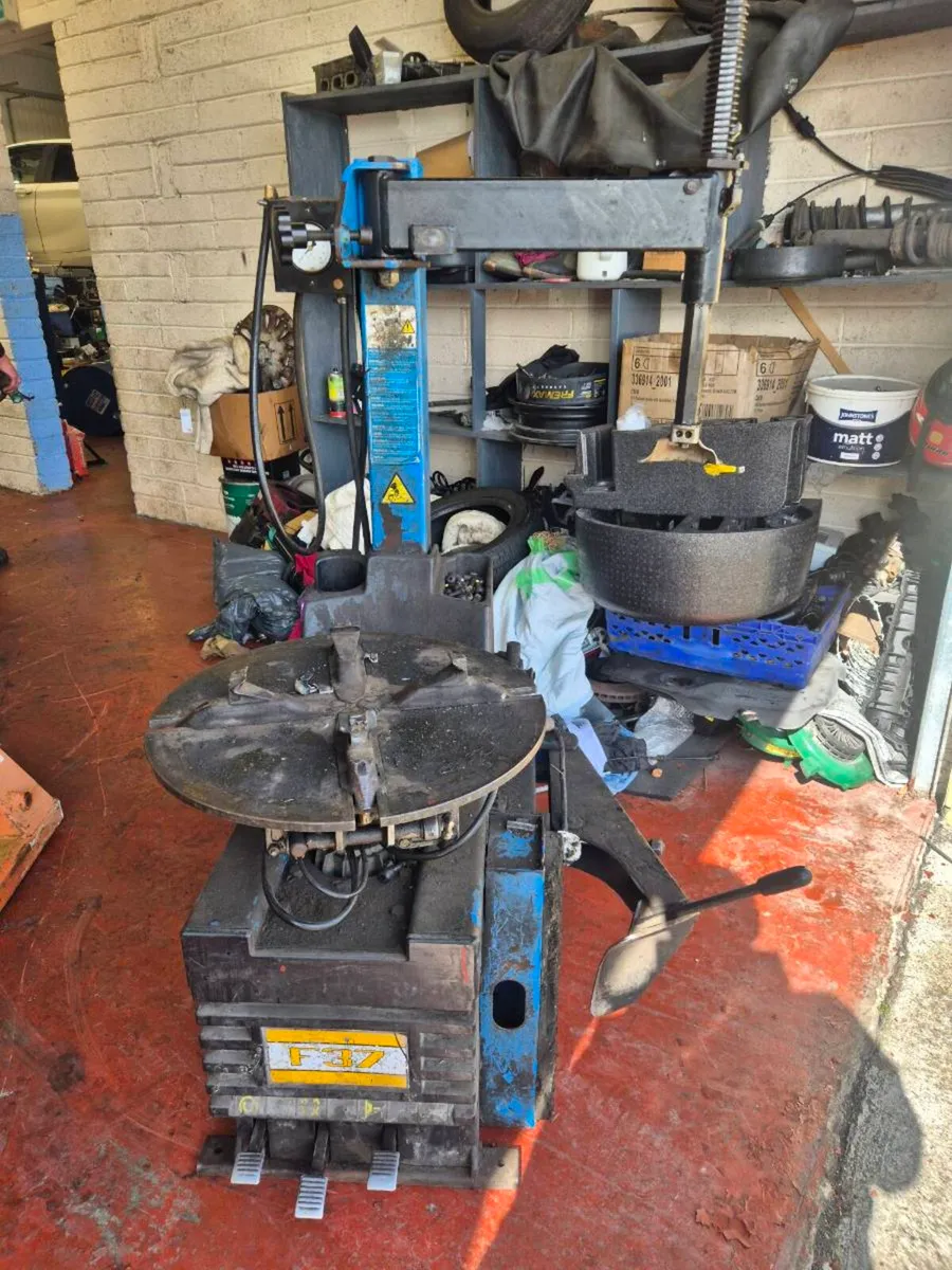 Tyre machine - Image 3