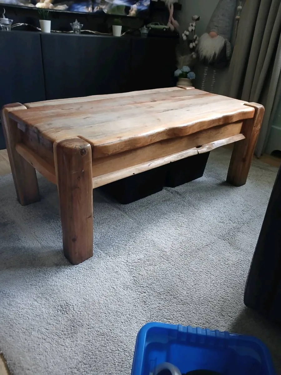 Coffee table - Image 1