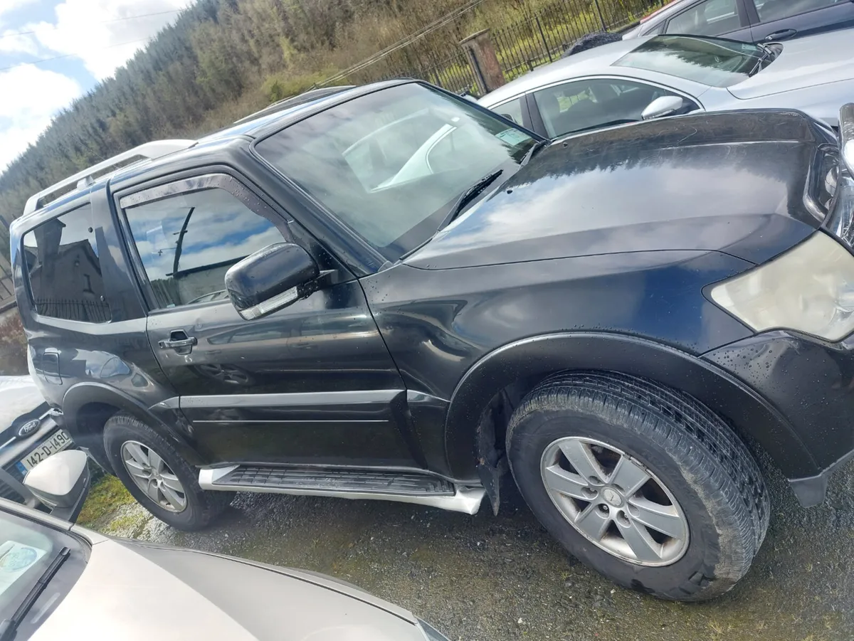 Mitsubishi Pajero 2008 - Image 2