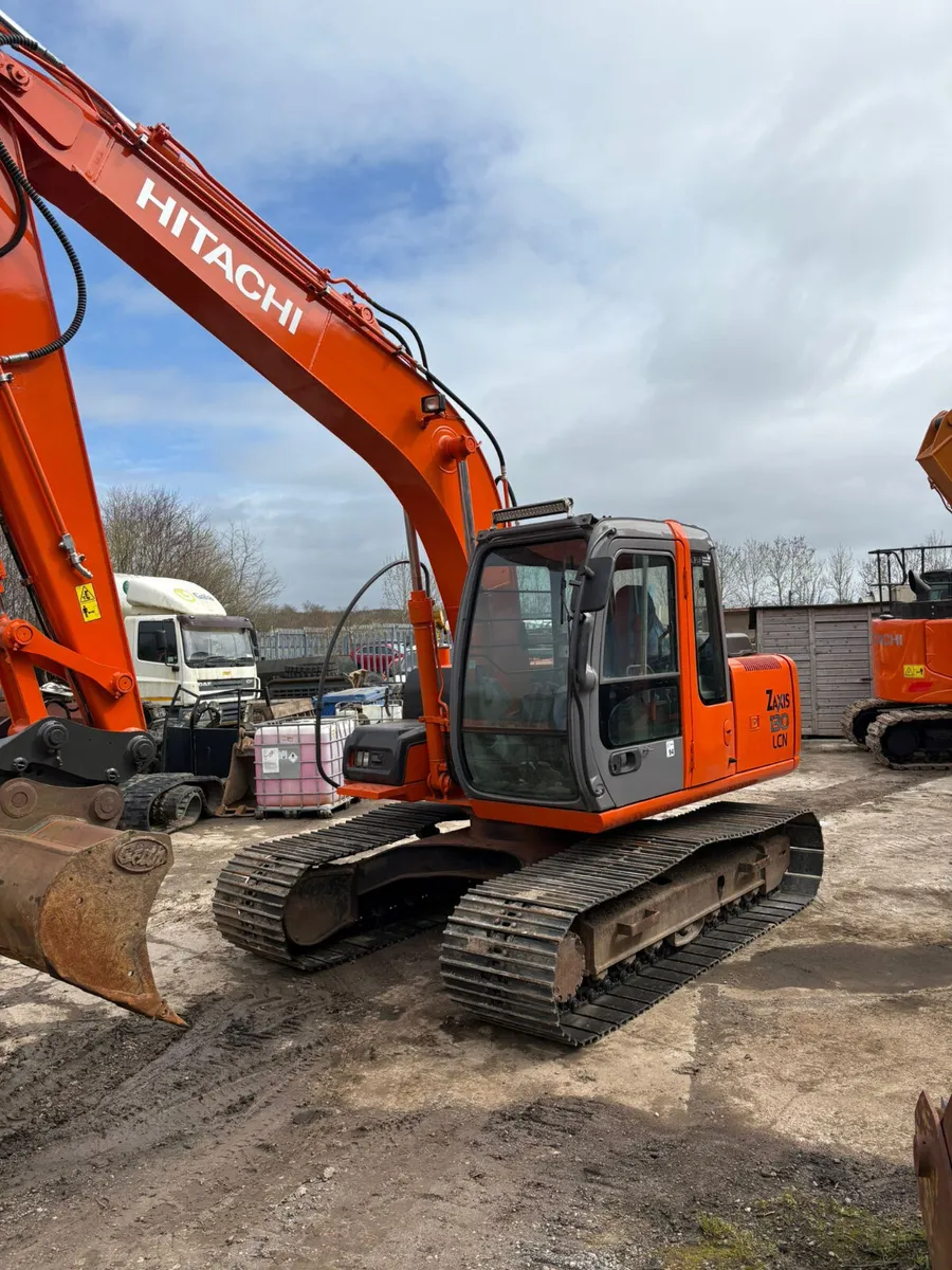 Zaxis 130-1 Hitachi - Image 4