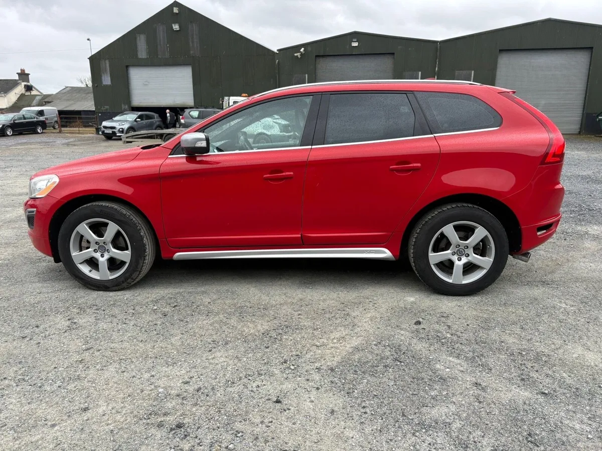 2013 Volvo xc60 R-line 2.0 Diesel - Image 4