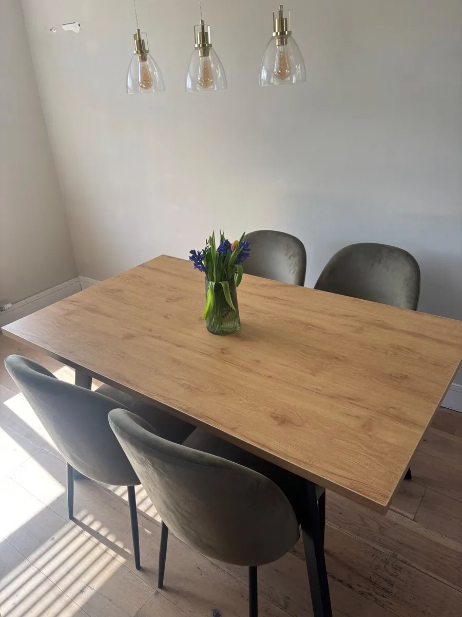 Dining Table - Image 4