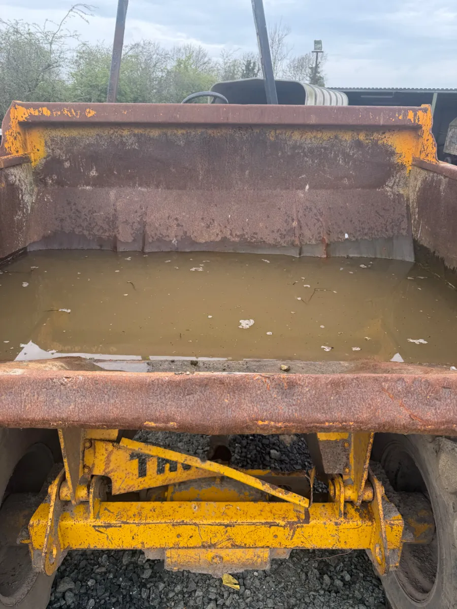 THWAITES 6 Ton Dumper NEEDS WORK - Image 4