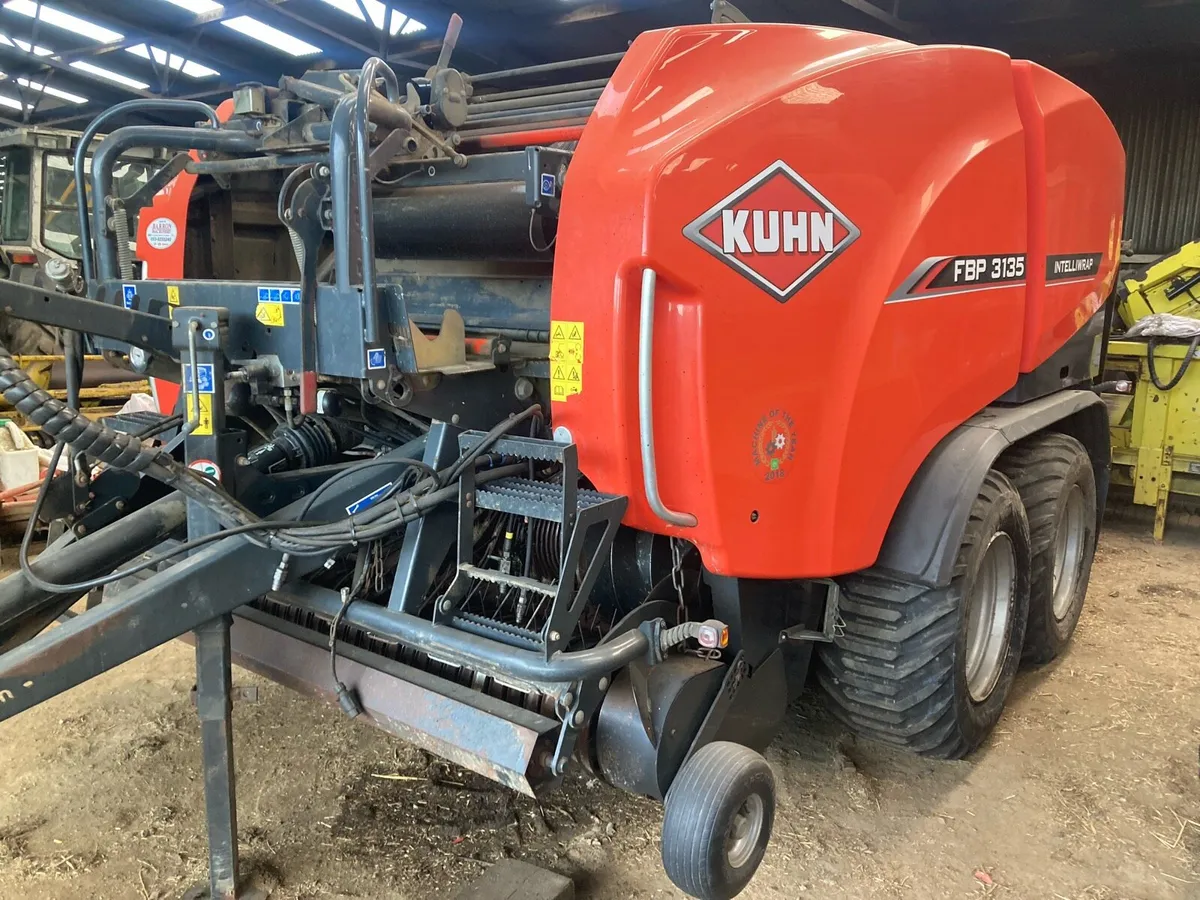 Kuhn FBP 3135 combi baler - Image 1