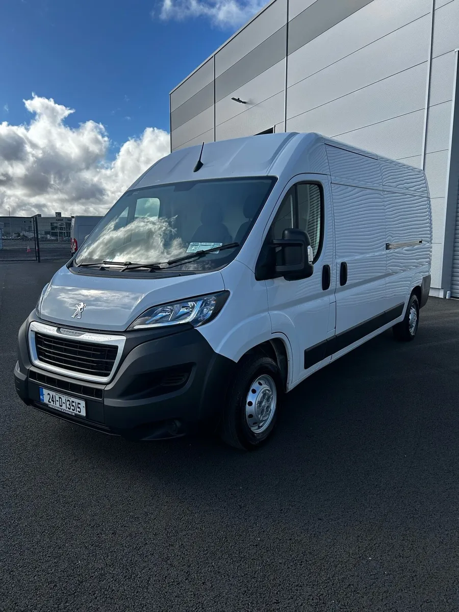 2024 Peugeot Boxer - Image 2
