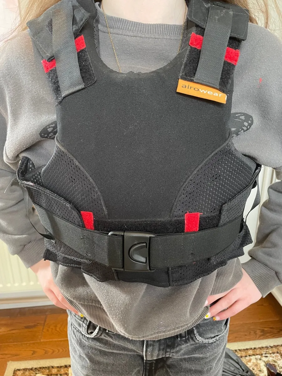 Equestrian wear - Image 2