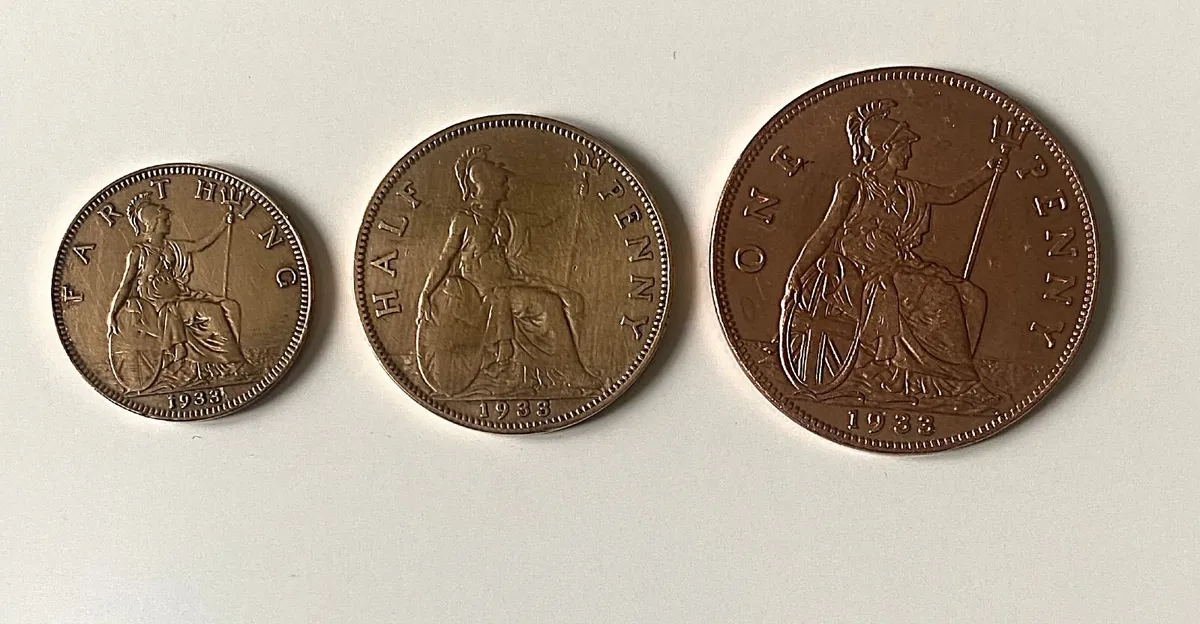 UK 3,  From 1933. Free Post - Image 4