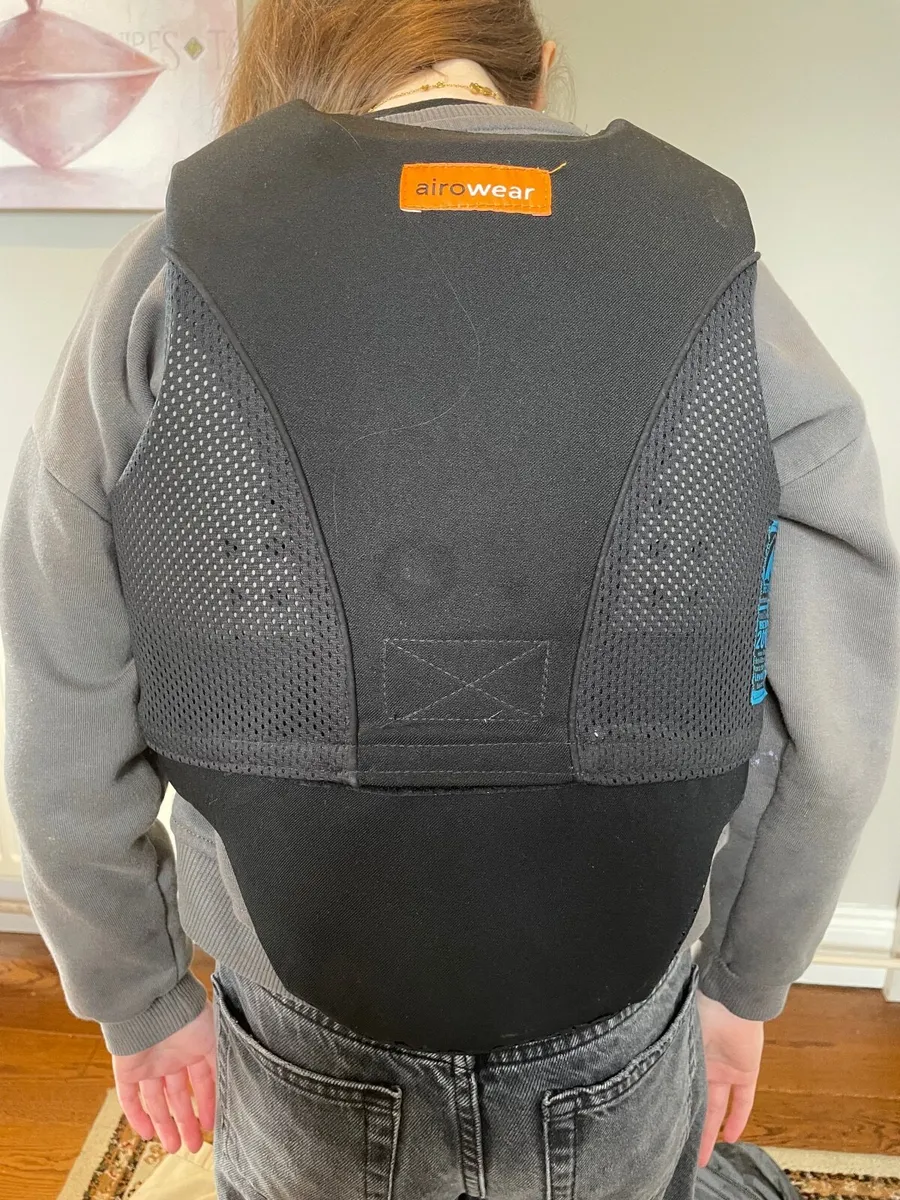 Equestrian wear - Image 3