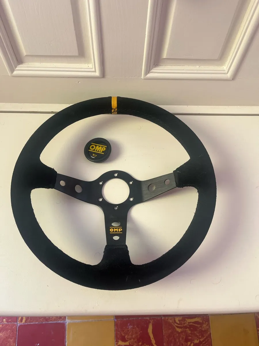 OMP Steering wheel - Image 2