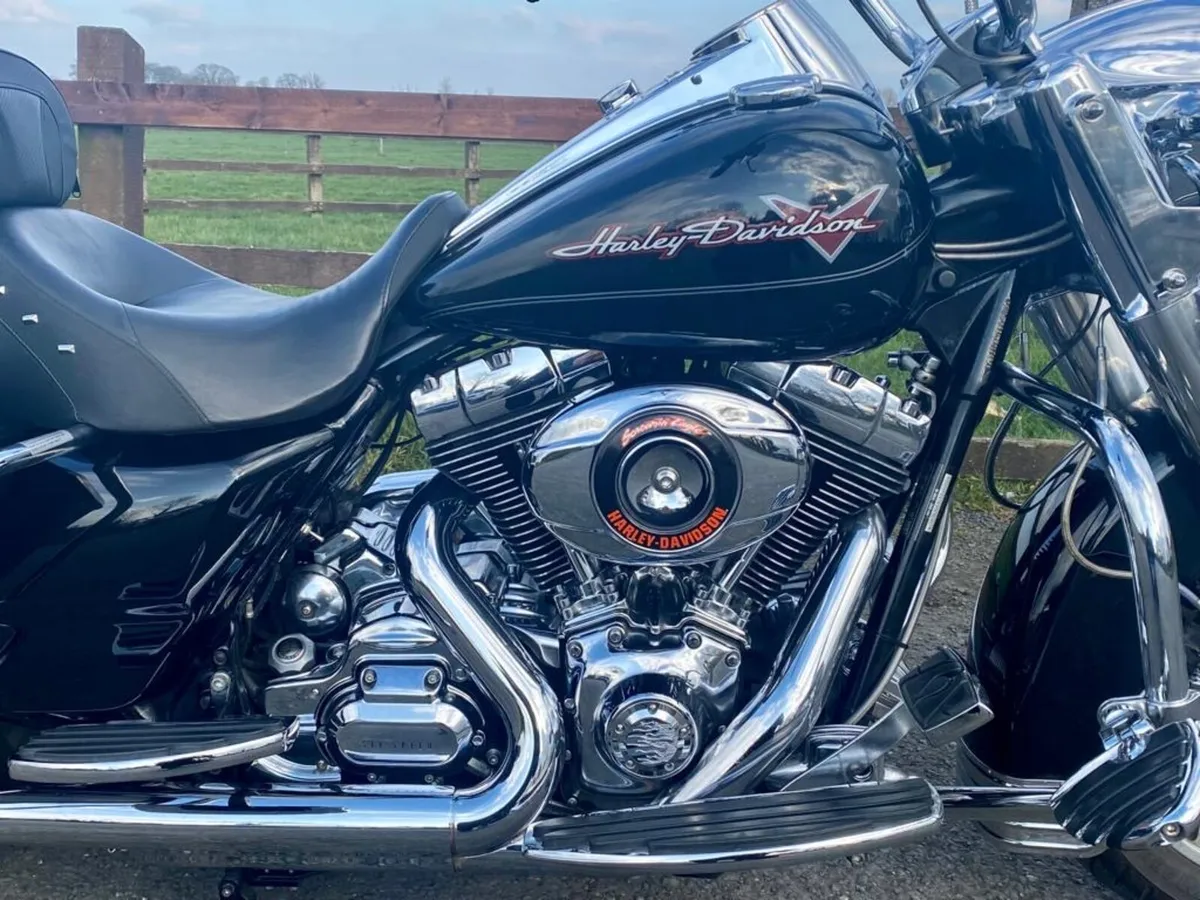 Harley Davidson RoadKing - Image 2