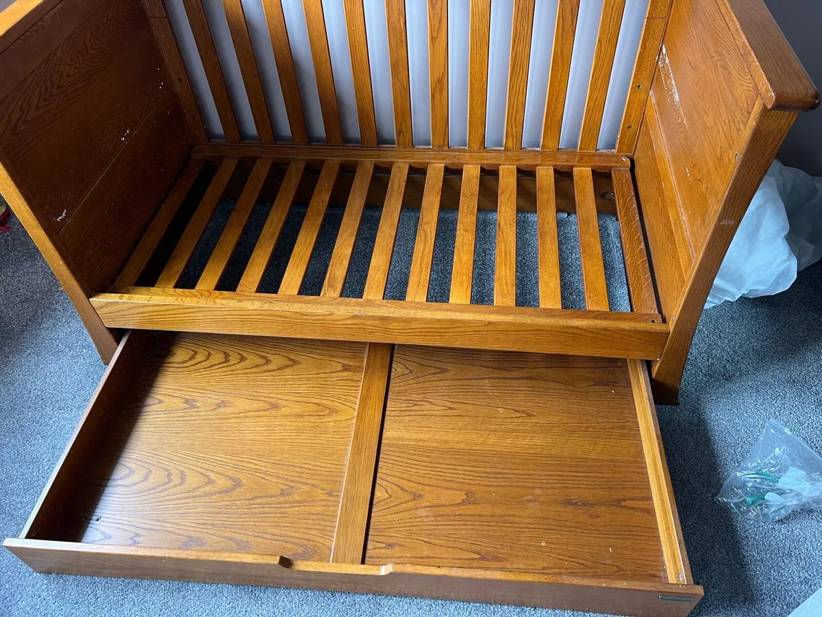 Toddler cot / bed - Image 1