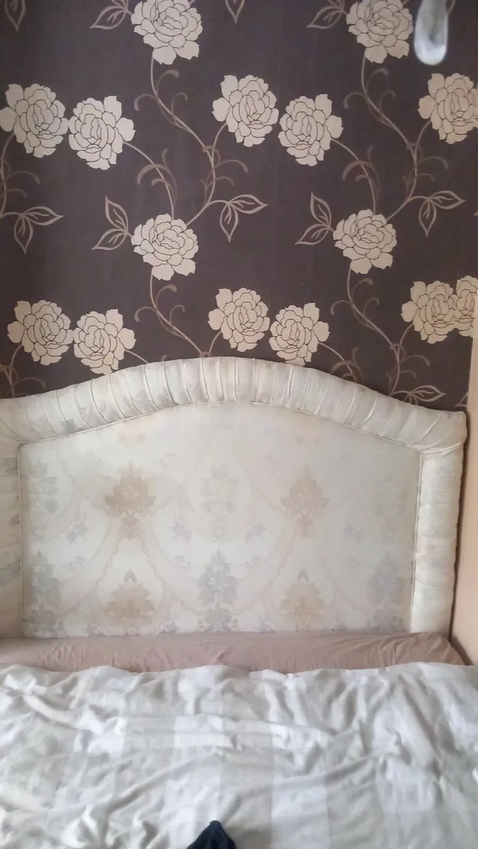 4ft6  high  fancy damask headboard