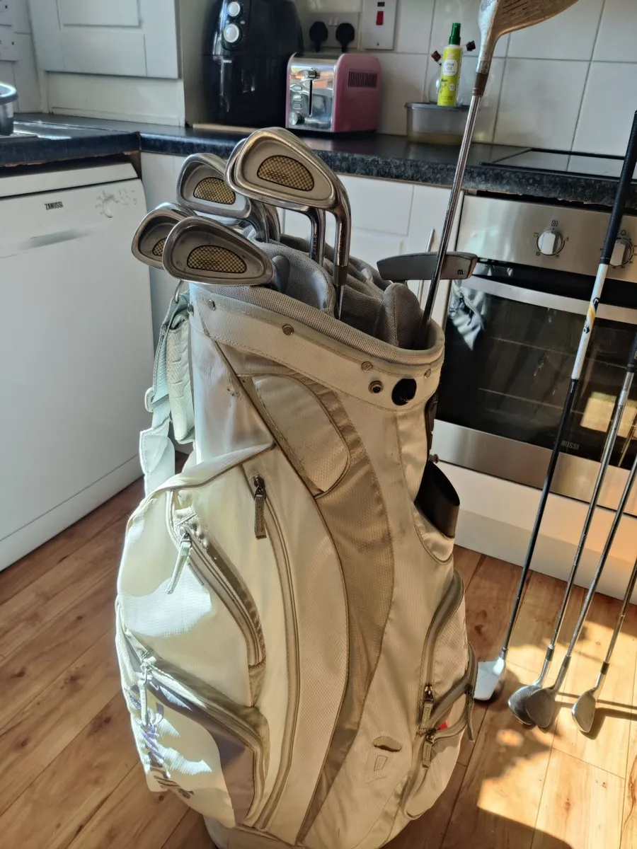 Beginner Golf clubs - Image 1