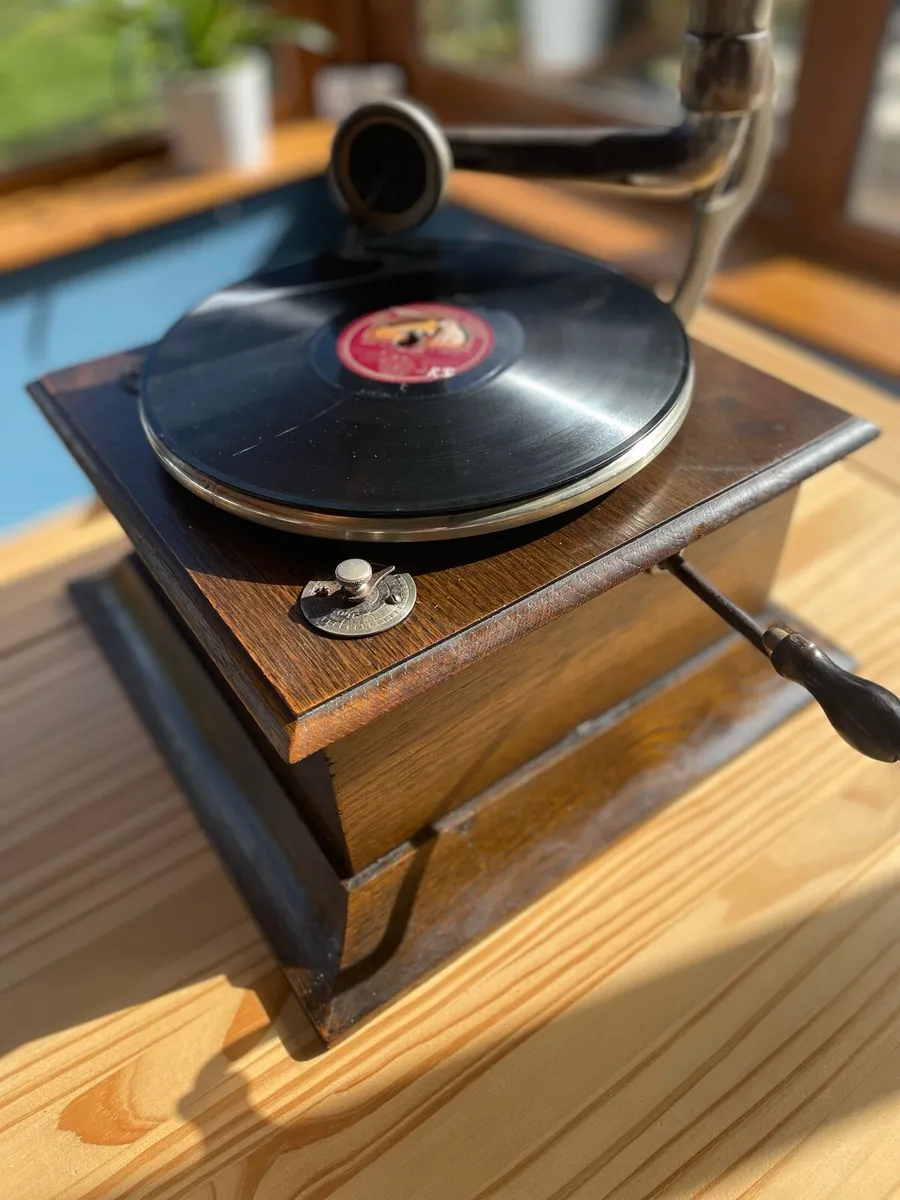 Genuine Gramophone - Image 4