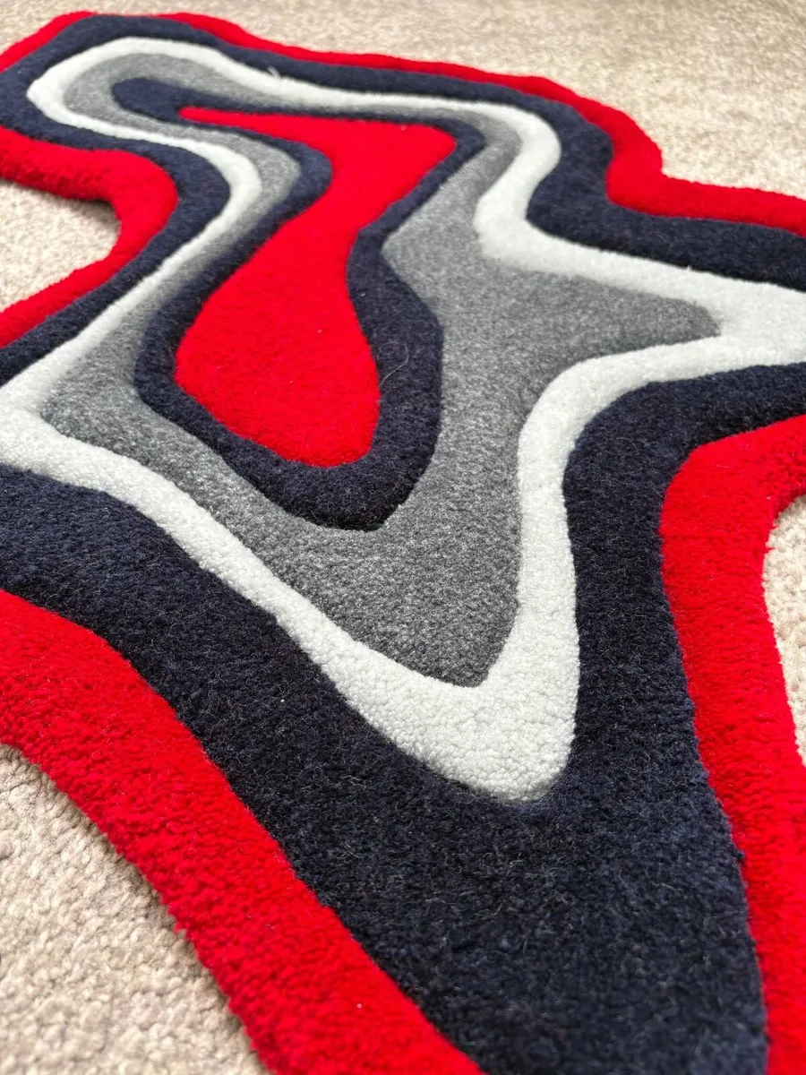 Handmade rug - Image 2