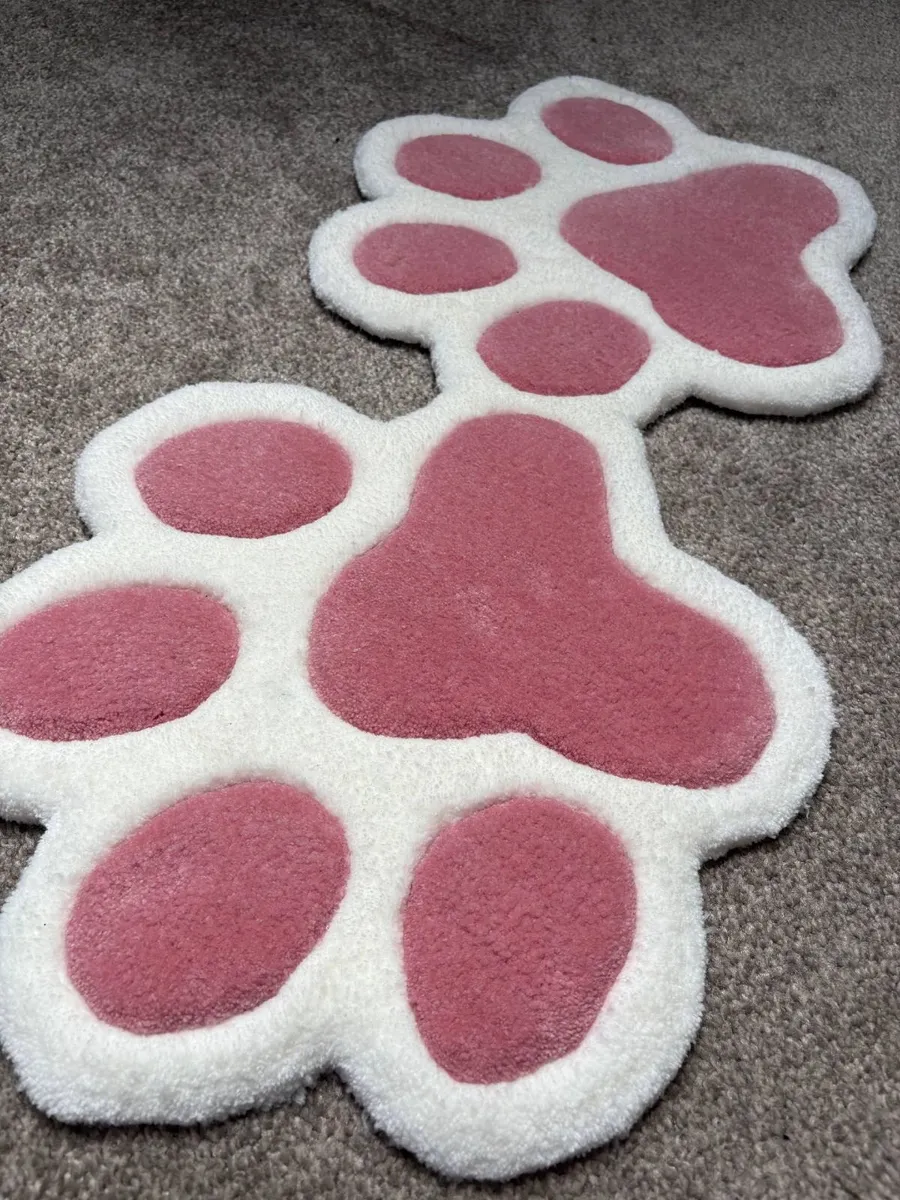 Handmade Paws 🐾 rug - Image 1
