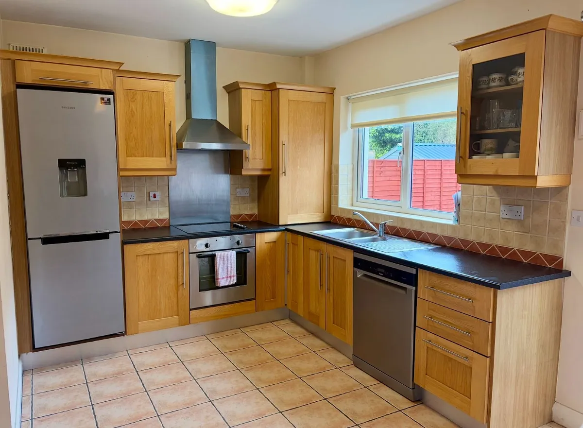 Kitchen Units, Fridge Freezer and Dishwasher - Image 1