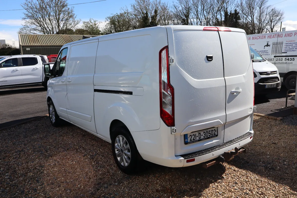 Ford Transit Custom 2022 Limited AC LWB - Image 4