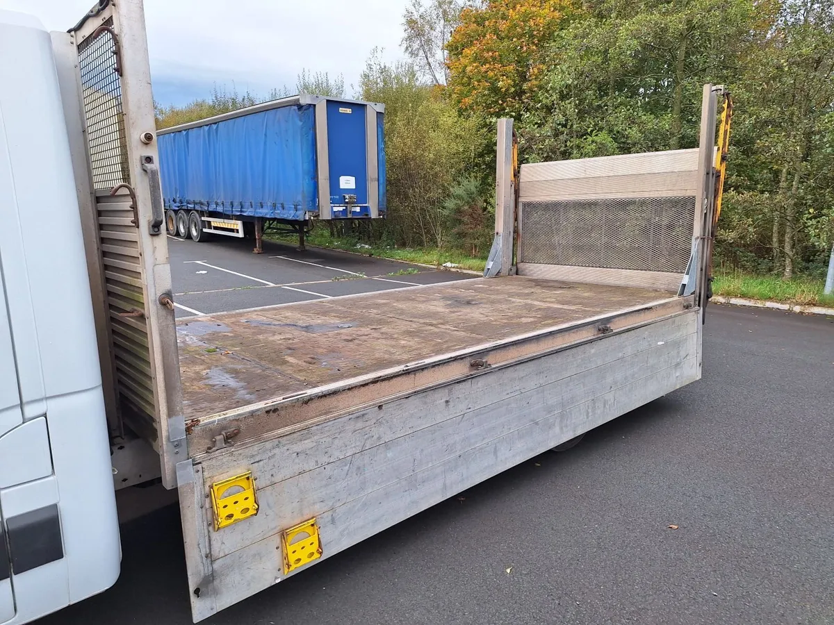 2017 Movano Dropside Pickup With Tail lift - Image 4