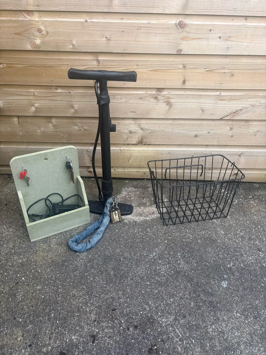 Folding E Bike Like New - Image 3