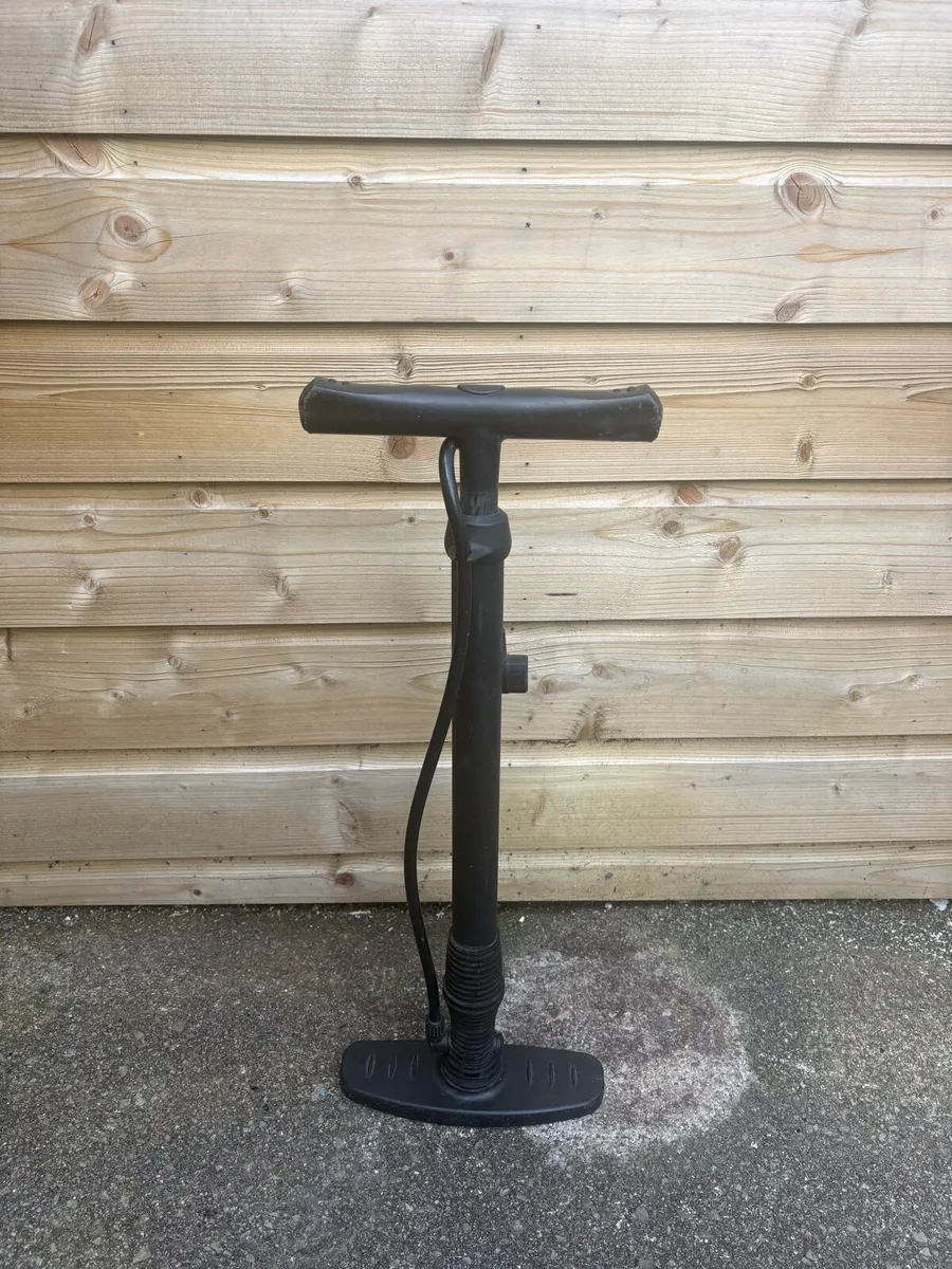 Folding E Bike Like New - Image 4