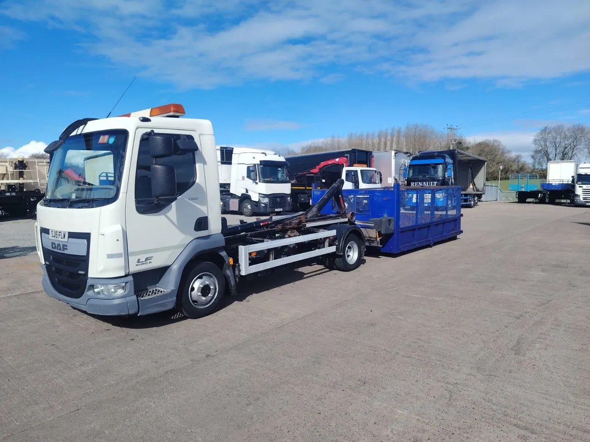 2015 DAF LF 7.5 TON Hook Loader Low Kms Manual - Image 2