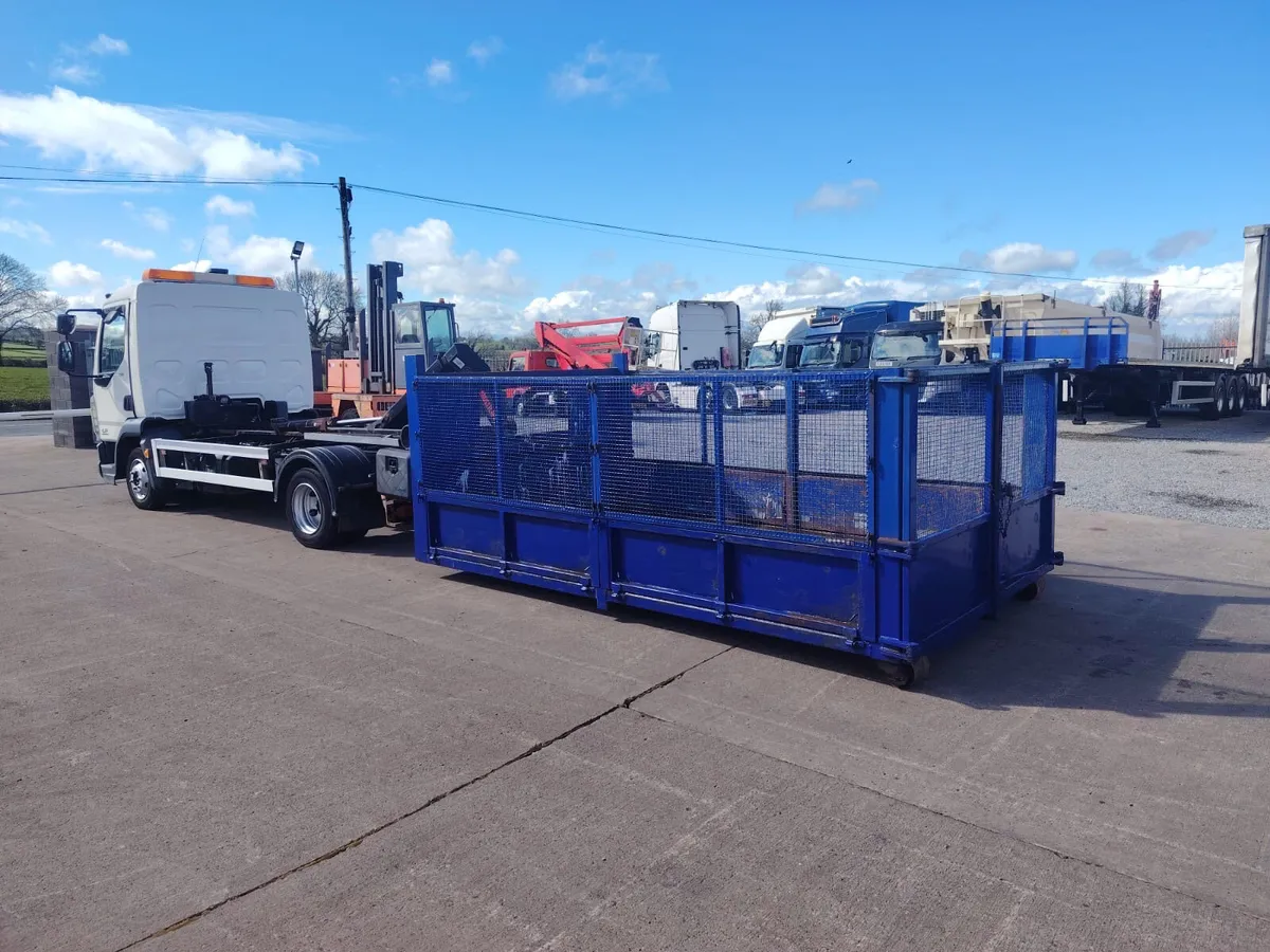 2015 DAF LF 7.5 TON Hook Loader Low Kms Manual - Image 4