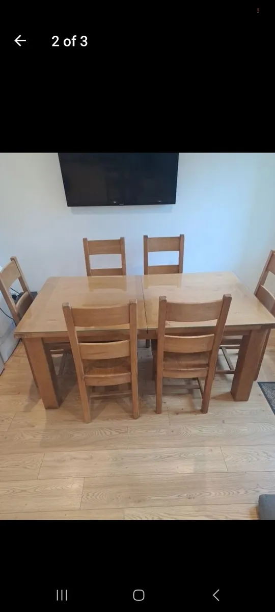 Kitchen table and chairs - Image 2