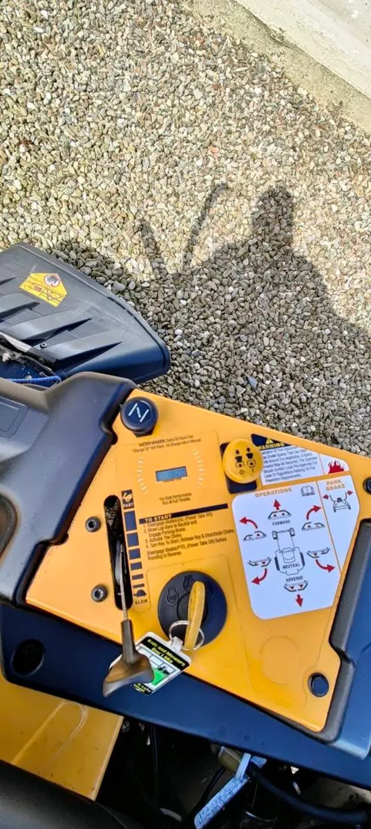 Cub Cadet Z-Force L54 Zero Turn – Low Hours - Image 2