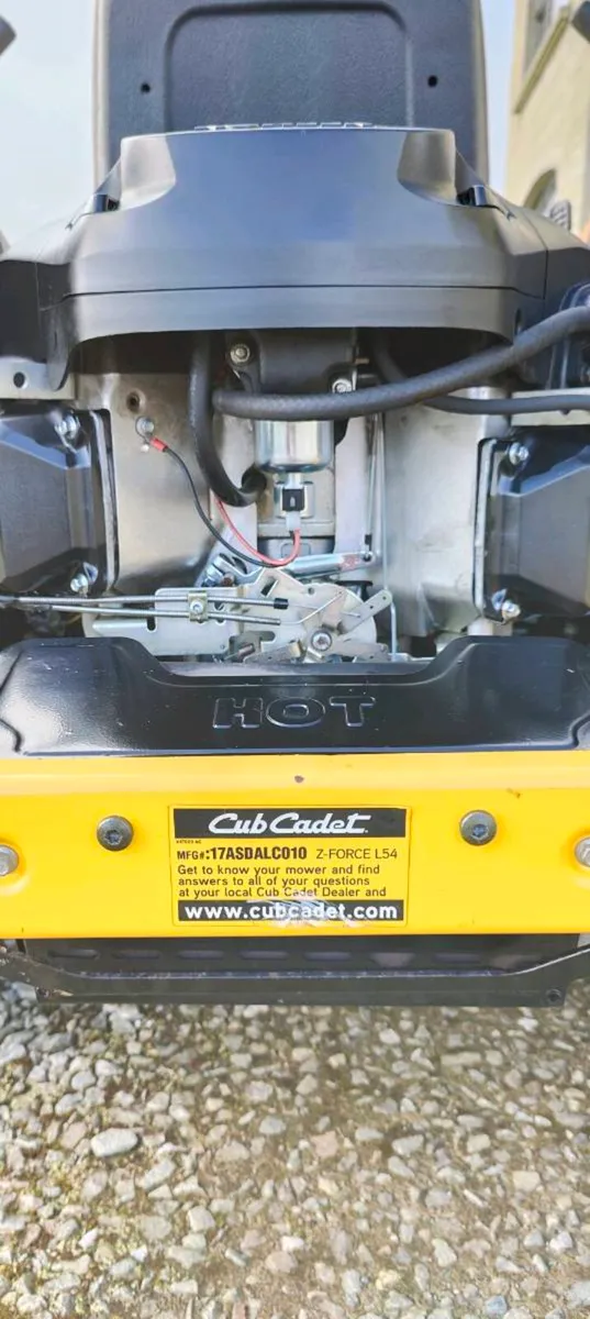 Cub Cadet Z-Force L54 Zero Turn – Low Hours - Image 4