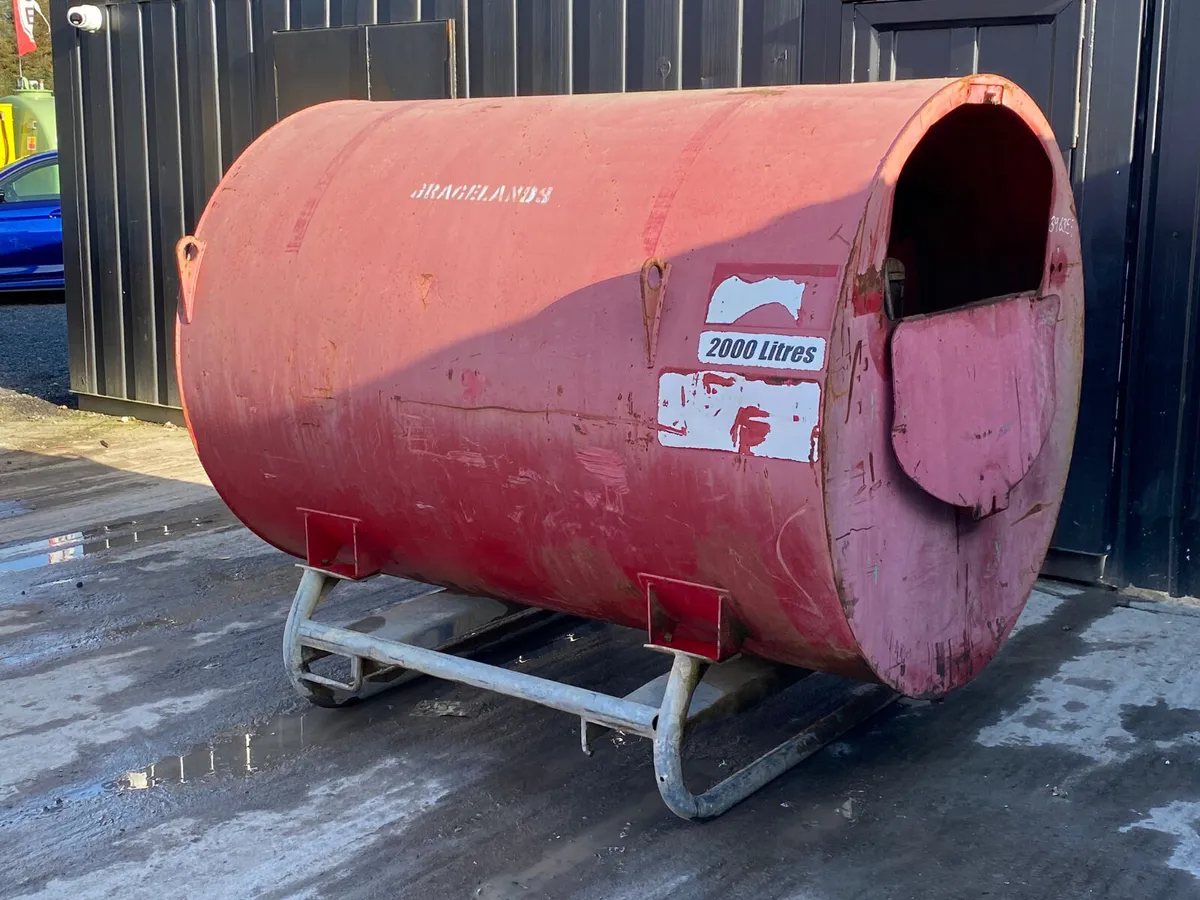 Fuel Proof 2000L Bowser - Image 3