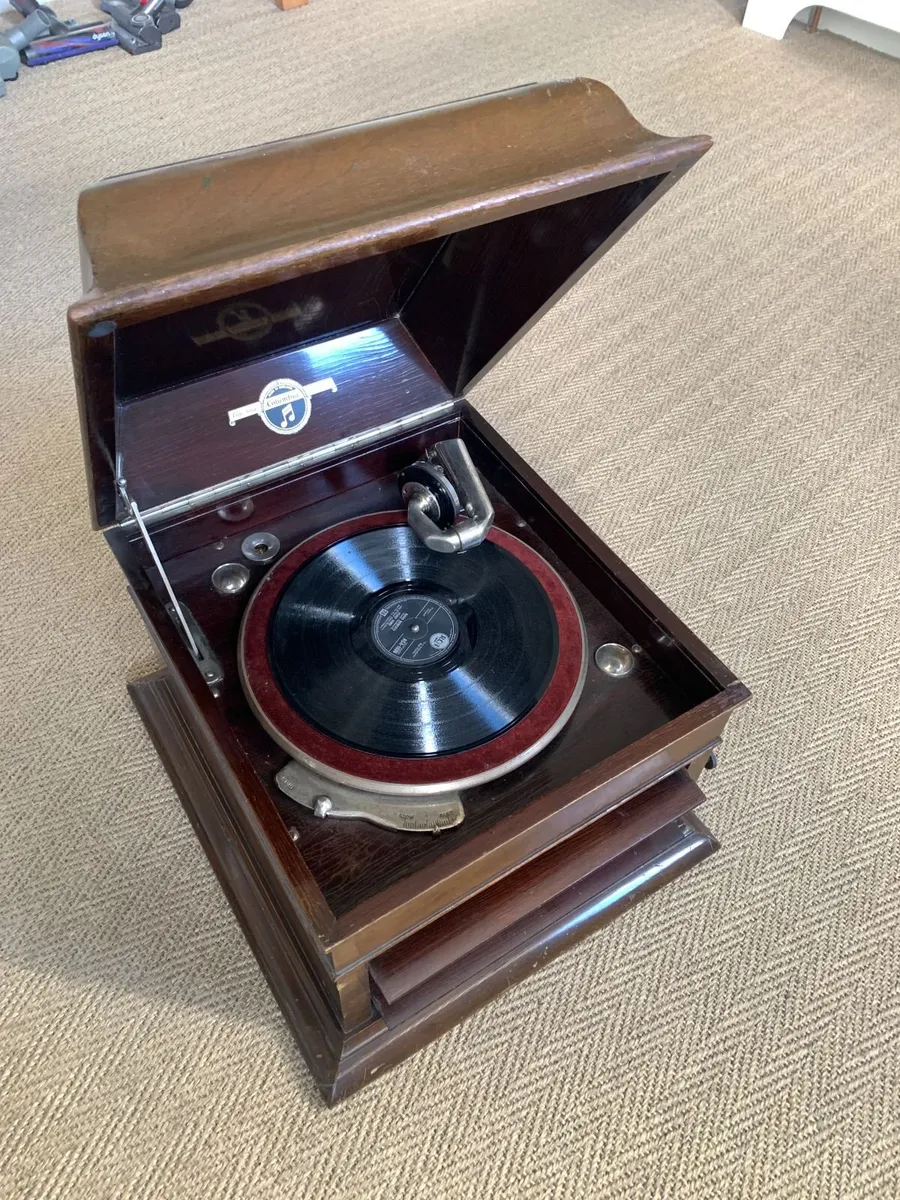 Columbia Viva Tonal Grafonola wind-up Gramophone - Image 1