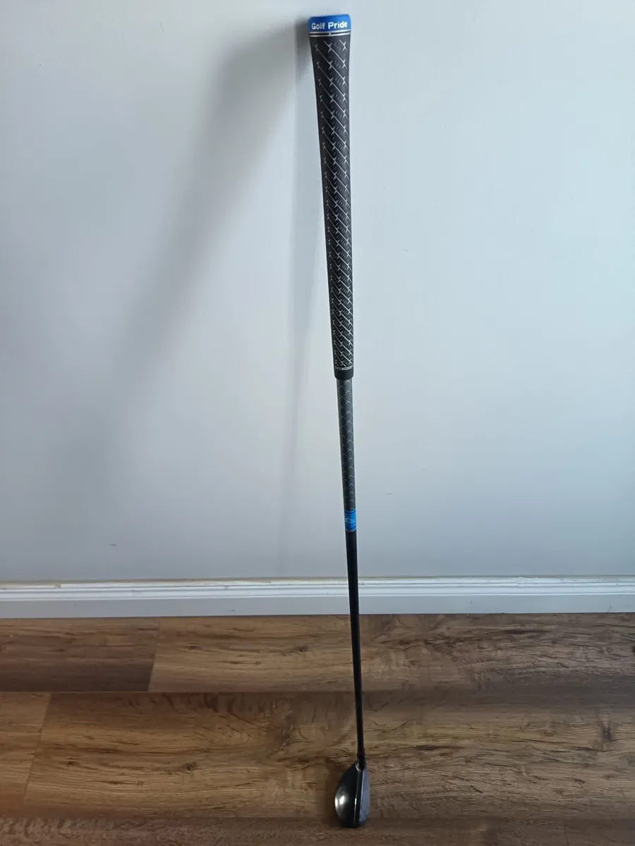 TaylorMade Stealth 2 Hybrid Number 3 - Image 1